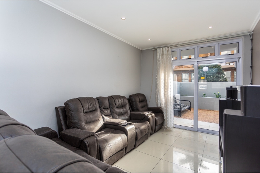 2 Bedroom Property for Sale in Durbanville Western Cape